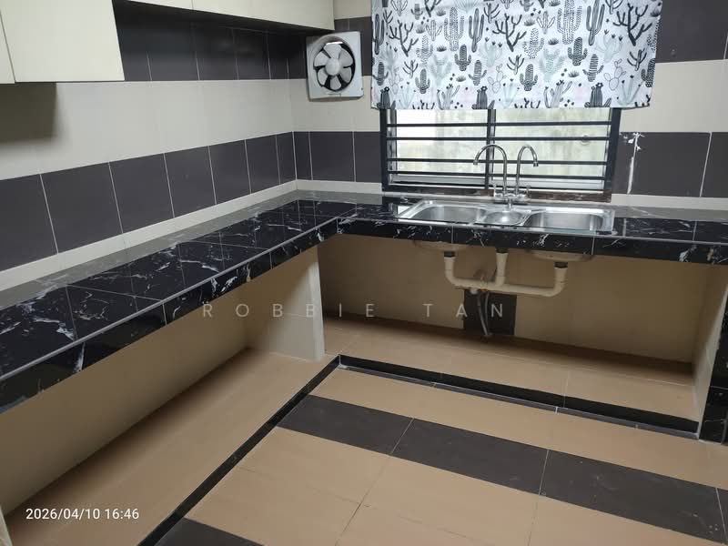 Rumah Teres 2 Tingkat untuk Disewa di Taman Sierra Perdana (Masai) - Robbie Tan - Kitchen - PropertyGuru.com.my