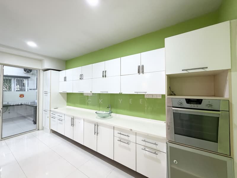 Taman Esplanad untuk Untuk Disewa - RM 8,500 /bulan, Mac 2026 - Kitchen - PropertyGuru.com.my