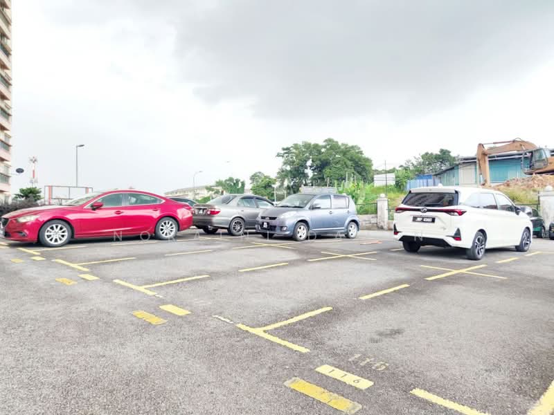Langat Jaya Condominium untuk Untuk Dijual - RM 295,000, Mac 2026 - Car Park - PropertyGuru.com.my