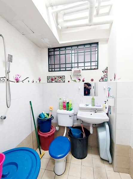 Langat Jaya Condominium untuk Untuk Dijual - RM 295,000, Mac 2026 - Bathroom - PropertyGuru.com.my