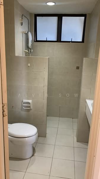 Condominium for Rent at Casa Tropicana - Alvin Sow - Bathroom - PropertyGuru.com.my