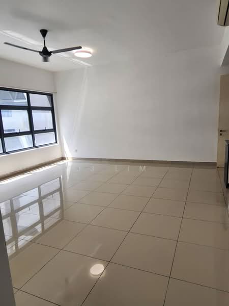 Lakeville Residence untuk Untuk Disewa - RM 1,849 /bulan, Mac 2026 - Living Room - PropertyGuru.com.my