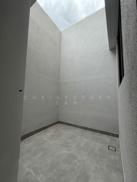 3-storey Terraced House for Sale in Taman Bukit Serdang (Seri Kembangan) - Christopher Saw - Exterior - PropertyGuru.com.my