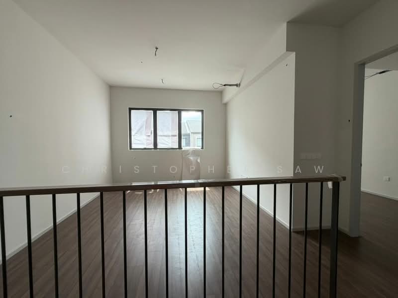 3-storey Terraced House for Sale in Taman Bukit Serdang (Seri Kembangan) - Christopher Saw - Interior - PropertyGuru.com.my