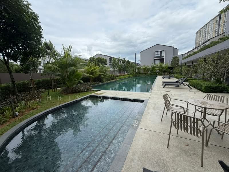 3-storey Terraced House for Sale in Taman Bukit Serdang (Seri Kembangan) - Christopher Saw - Exterior - PropertyGuru.com.my