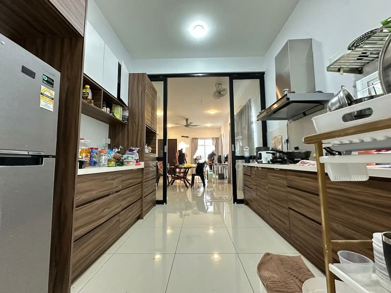 Cluster House for Sale in Rawang (Selangor) - Jessie Wong - Kitchen - PropertyGuru.com.my