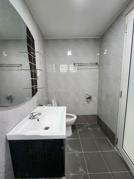 Palm Spring @ Damansara untuk Untuk Disewa - RM 1,600 /bulan, Mac 2026 - Bathroom - PropertyGuru.com.my