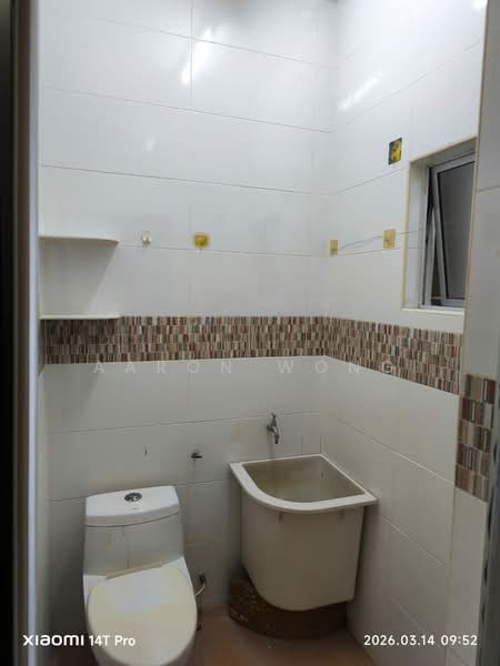 2-storey Terraced House for Sale in Taman Sungai Besi Indah (Seri Kembangan) - Aaron Wong - Bathroom - PropertyGuru.com.my