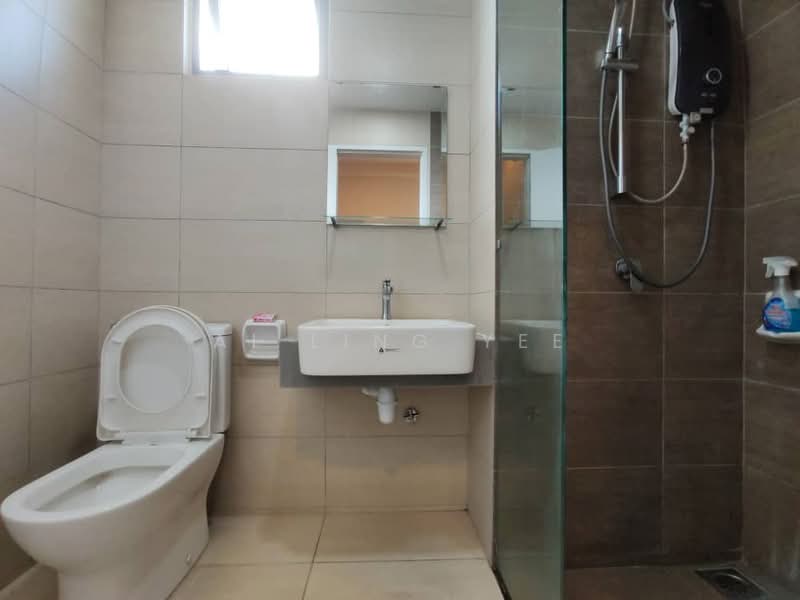 Service Residence for Rent at Gravit8, Klang - Ai Ling Yee - Bathroom - PropertyGuru.com.my