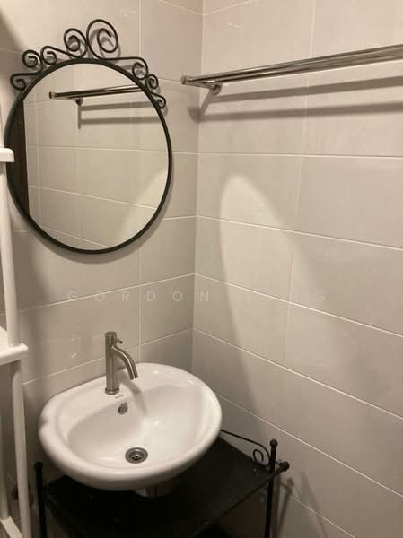 Service Residence @ Landmark Residence 1 untuk Untuk Disewa - RM 1,400 /bulan, Mac 2026 - Bathroom - PropertyGuru.com.my