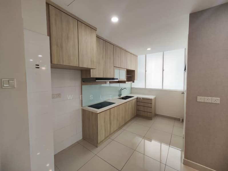 Service Residence for Sale at H2O Residences - Wesley Ng - Kitchen - PropertyGuru.com.my