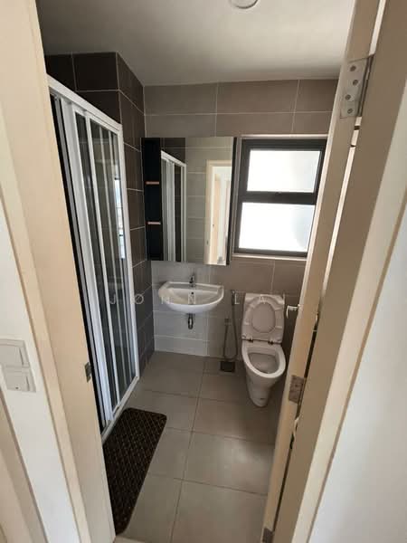 Lakeville Residence untuk Untuk Disewa - RM 2,800 /bulan, Mac 2026 - Bathroom - PropertyGuru.com.my