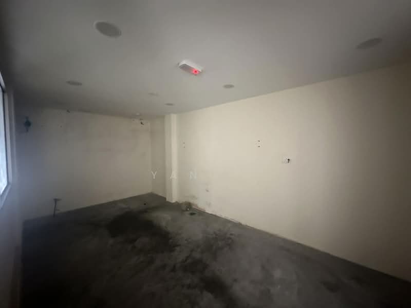 City Centre - ground floor shop (20x100 feet) untuk Untuk Disewa - RM 6,800 /bulan, Mac 2026 - Interior - PropertyGuru.com.my