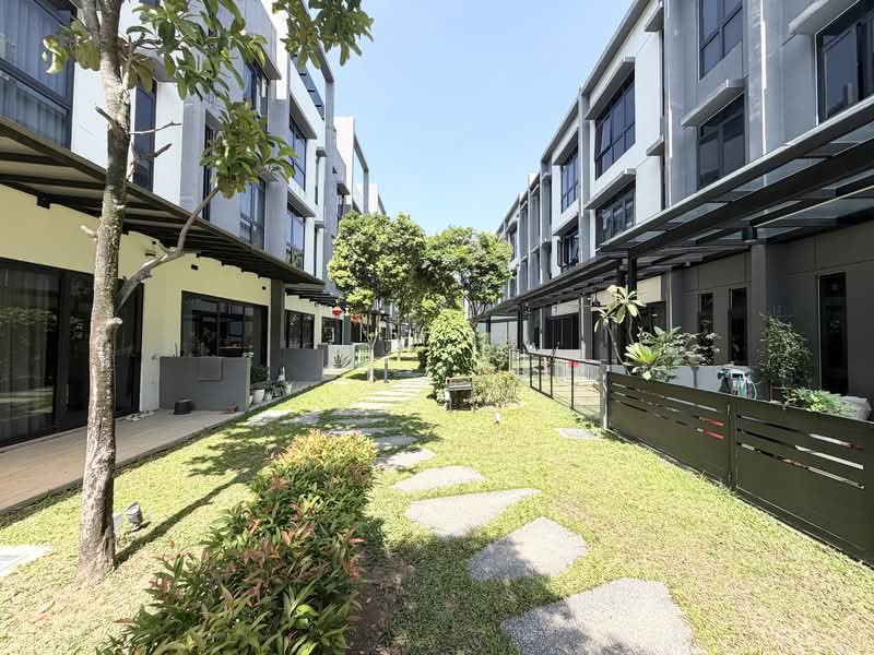 Terraced House for Sale in Seri Kembangan (Selangor) - CK Yee - Exterior - PropertyGuru.com.my