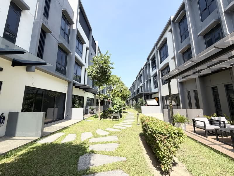 Terraced House for Sale in Seri Kembangan (Selangor) - CK Yee - Exterior - PropertyGuru.com.my