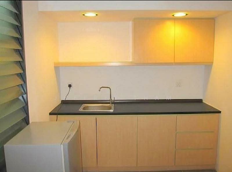 Empire Damansara (Empire SOHO 2) untuk Untuk Disewa - RM 1,600 /bulan, Mac 2026 - Kitchen - PropertyGuru.com.my