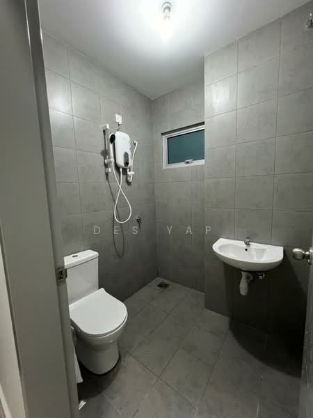 2-storey Terraced House for Rent in Bandar Gamuda Gardens (Rawang) - Des Yap - Bathroom - PropertyGuru.com.my