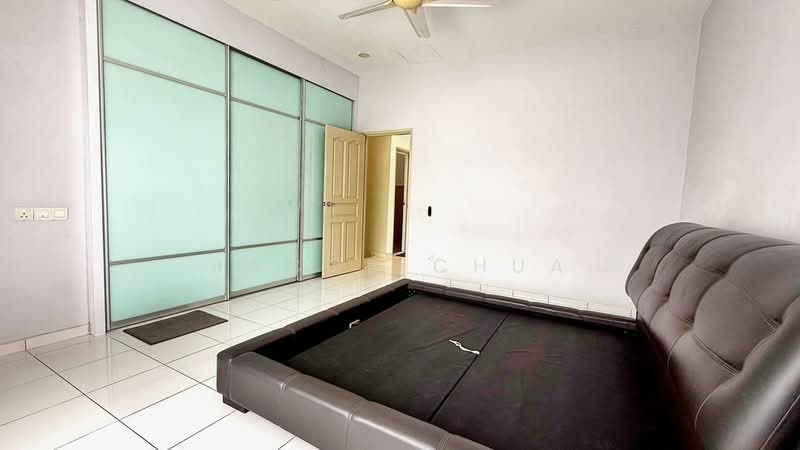 Setia Tropika untuk Untuk Dijual - RM 788,000, Mac 2026 - Bedroom - PropertyGuru.com.my