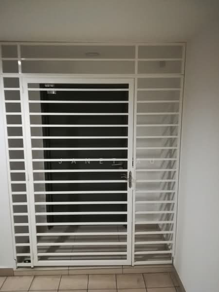 Servis Apartment untuk Dijual di Greenz (Residensi Flora) @ One South - Janet Au - Entrance - PropertyGuru.com.my