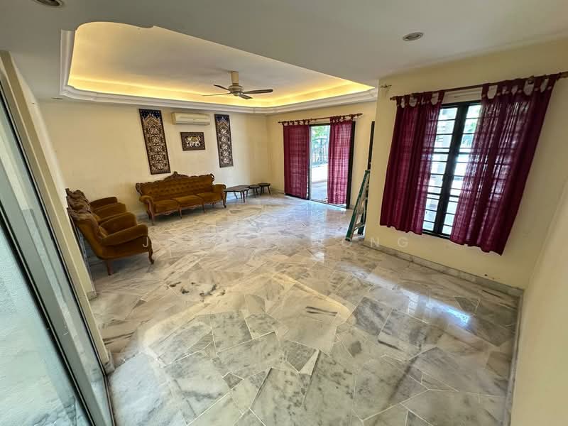 Desa 7, Bandar Country Homes, Rawang untuk Untuk Dijual - RM 477,000, Mac 2026 - Living Room - PropertyGuru.com.my