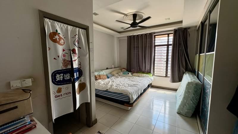 Service Residence for Sale at Diamond Residences - Yen Ching - Bedroom - PropertyGuru.com.my