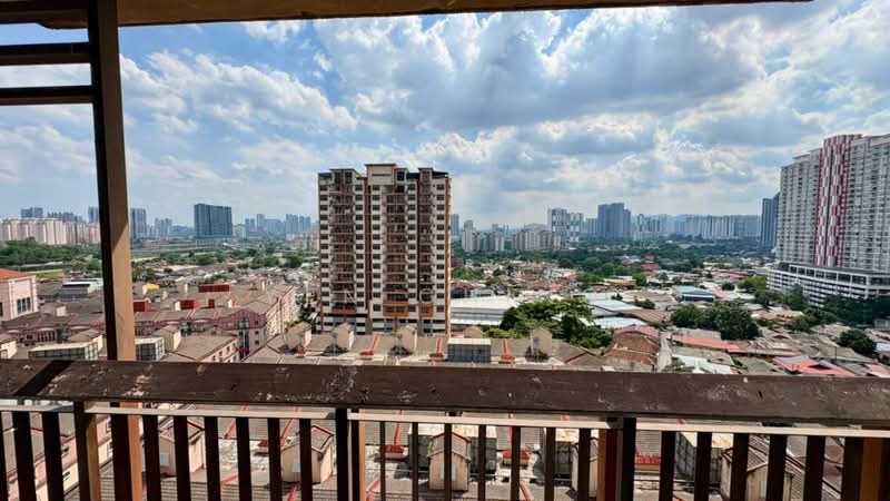 Service Residence for Sale at Diamond Residences - Yen Ching - View - PropertyGuru.com.my