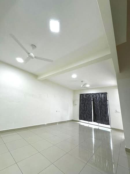 2-storey Terraced House for Sale in Ipoh (Perak) - Stella Teoh - Living Room - PropertyGuru.com.my