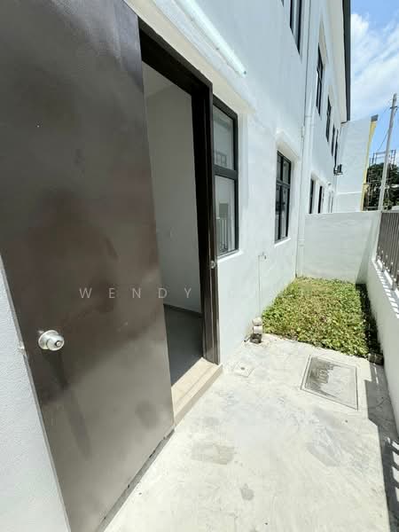 Rumah Teres 2 Tingkat untuk Disewa di Taman Puchong Tekali (Puchong) - Wendy Chin - Exterior - PropertyGuru.com.my