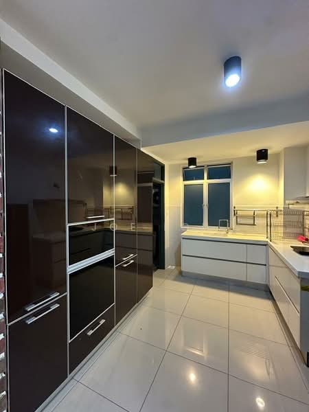 D'Ambience Residences (Pangsapuri Ikatan Flora) untuk Untuk Dijual - RM 438,000, Mac 2026 - Kitchen - PropertyGuru.com.my