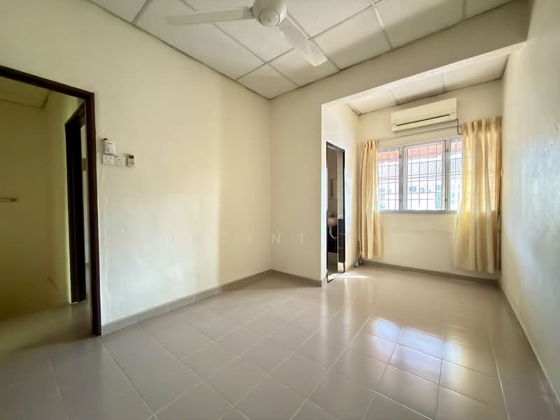 2-storey Terraced House for Sale in Taman Bukit Panchor (Nibong Tebal) - Vincent Tai - Interior - PropertyGuru.com.my