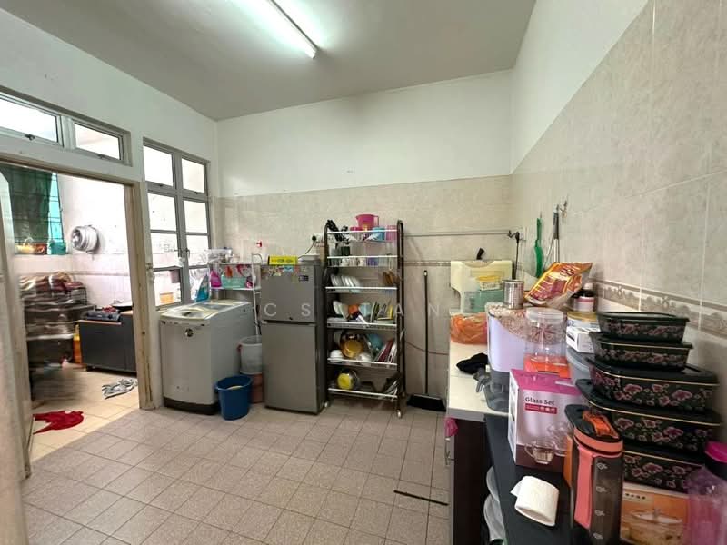 2-storey Terraced House for Sale in Taman Bukit Tiram (Ulu Tiram) - CS Tan - Kitchen - PropertyGuru.com.my