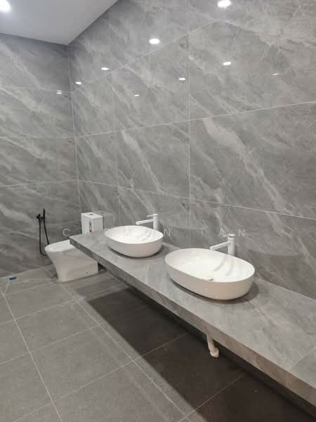 Bungalow for Sale in Taman Equine (Seri Kembangan) - Carmen Tan - Bathroom - PropertyGuru.com.my