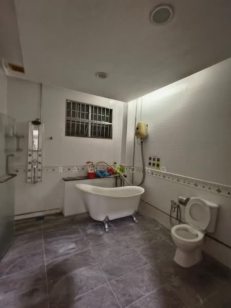 Adda Heights untuk Untuk Disewa - RM 3,800 /bulan, Mac 2026 - Bathroom - PropertyGuru.com.my