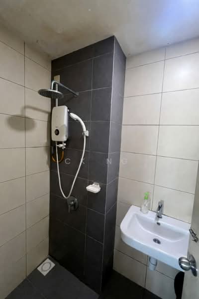 Condominium for Sale at The Holmes 1 - CK Ng - Bathroom - PropertyGuru.com.my