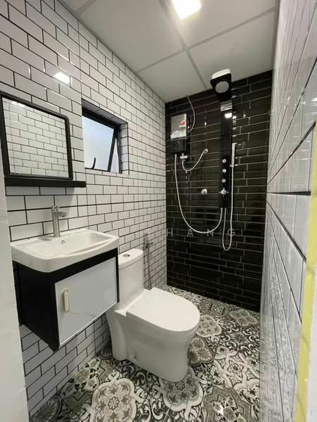 2-storey Terraced House for Rent in Kepong (Kuala Lumpur) - Ken Phang - Bathroom - PropertyGuru.com.my