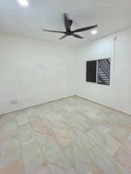 1-storey Terraced House for Sale in Taman Johor Jaya (Johor Bahru) - Tom Chiew - Interior - PropertyGuru.com.my