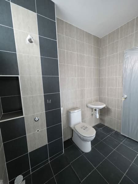 2-storey Terraced House for Sale in Johor Bahru (Johor) - Ym Wong - Bathroom - PropertyGuru.com.my