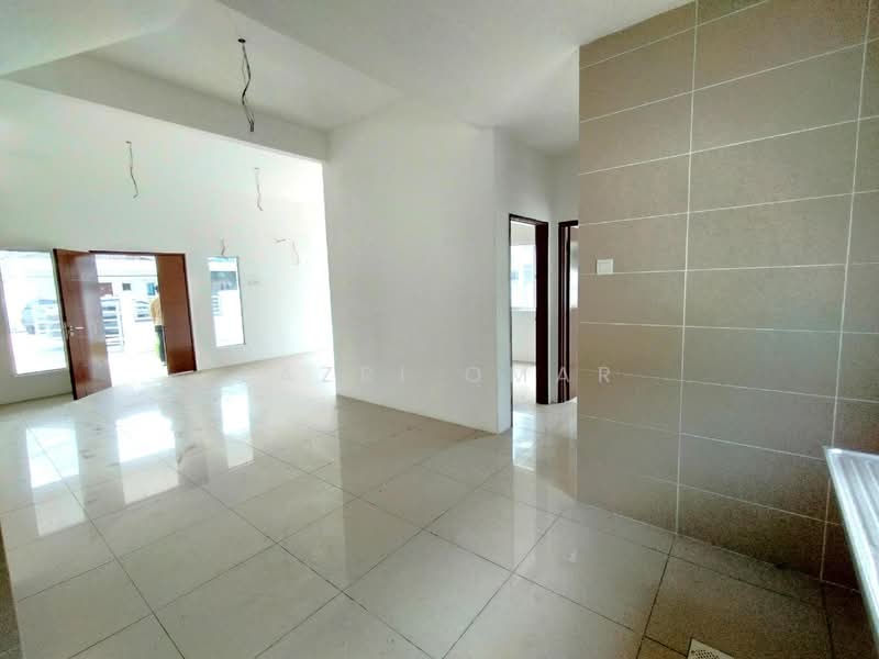 Semi-Detached House for Sale in Taman Desiran Bayu (Puchong) - Fazri Omar - Interior - PropertyGuru.com.my