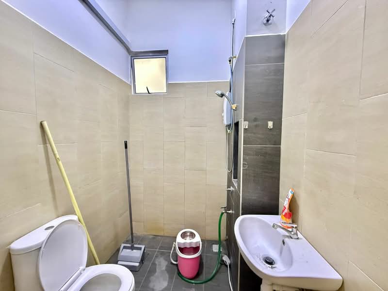 Iconia Garden Residence (Precinct A) @ Taman Impian Emas untuk Untuk Disewa - RM 2,300 /bulan, Mac 2026 - Bathroom - PropertyGuru.com.my