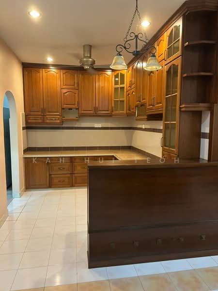 Taman Kulim Perdana untuk Untuk Disewa - RM 2,000 /bulan, Mac 2026 - Kitchen - PropertyGuru.com.my