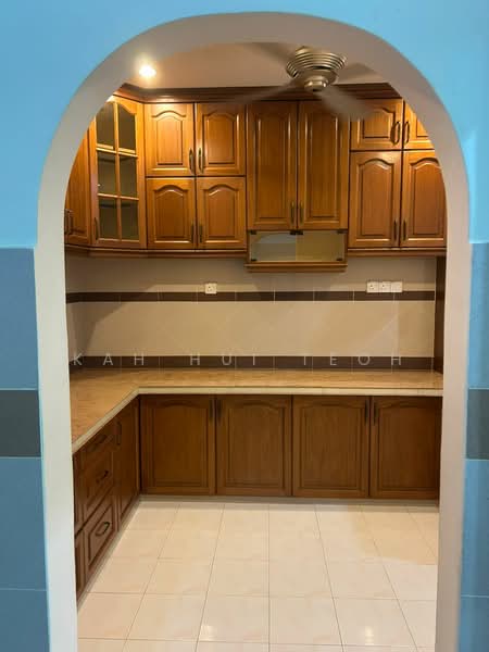 Taman Kulim Perdana untuk Untuk Disewa - RM 2,000 /bulan, Mac 2026 - Kitchen - PropertyGuru.com.my