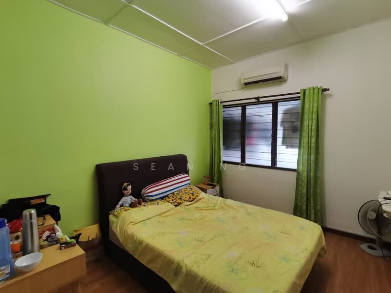 Taman Sri Aman untuk Untuk Dijual - RM 638,000, Mac 2026 - Bedroom - PropertyGuru.com.my
