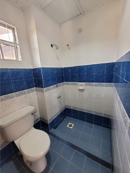 Bandar Kinrara Seksyen 5 untuk Untuk Dijual - RM 730,000, Mac 2026 - Bathroom - PropertyGuru.com.my