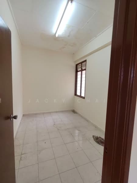 Apartment for Sale at Taman Sri Pulai - Jacky Chai - Interior - PropertyGuru.com.my
