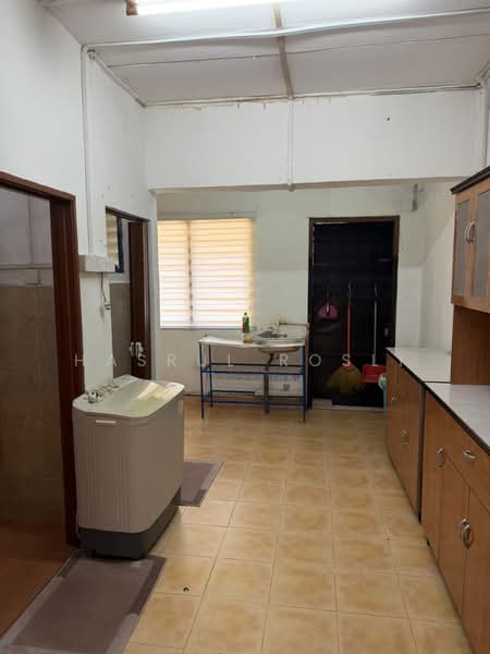 2-storey Terraced House for Sale in Taman Nuri (Alor Setar) - Hasrul Rosli - Kitchen - PropertyGuru.com.my