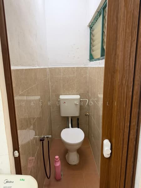 2-storey Terraced House for Sale in Taman Nuri (Alor Setar) - Hasrul Rosli - Bathroom - PropertyGuru.com.my