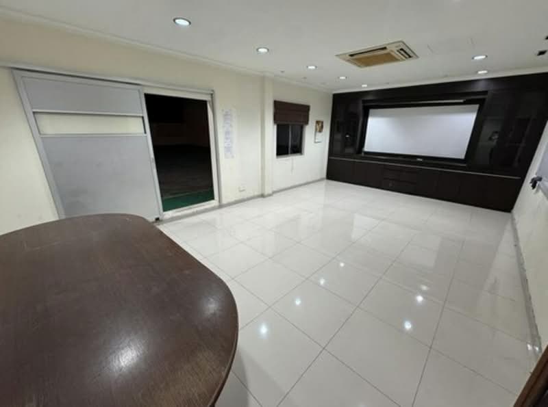 Semi-D Factory for Rent in Taman Johor Jaya (Johor Bahru) - Jun Song - Interior - PropertyGuru.com.my