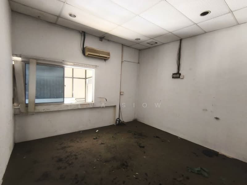 Factory for Rent in Taman Tan Sri Yaacob (Johor Bahru) - Eva Siow - Interior - PropertyGuru.com.my