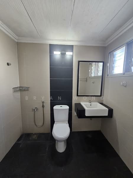 Damansara Jaya untuk Untuk Dijual - RM 2,100,000, Mac 2026 - Bathroom - PropertyGuru.com.my