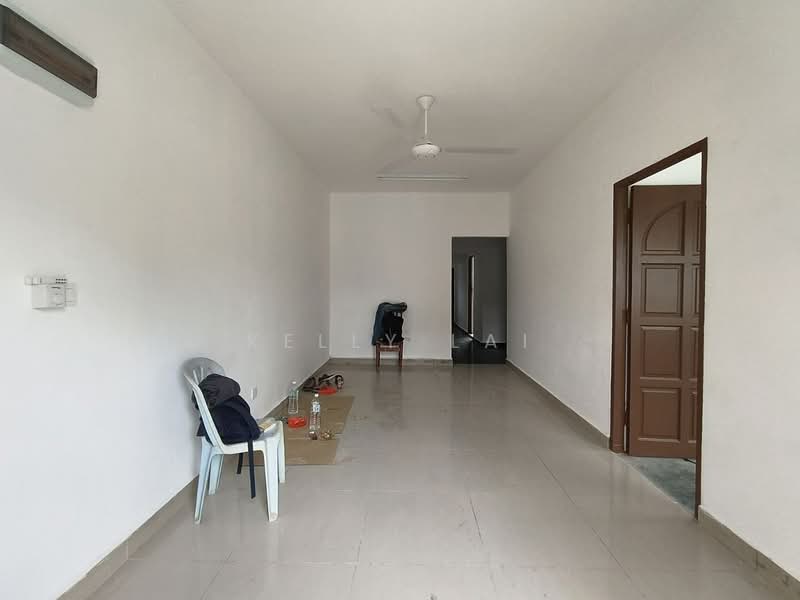1-storey Terraced House for Sale in Kepong Baru (Kepong) - Kelly Lai - Living Room - PropertyGuru.com.my